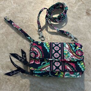 VERA BRADLEY Parisian Paisley Crossbody